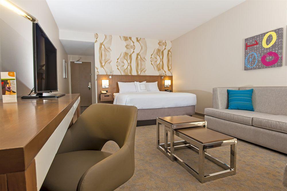Courtyard By Marriott Sunnyvale Silicon Valley Exterior foto