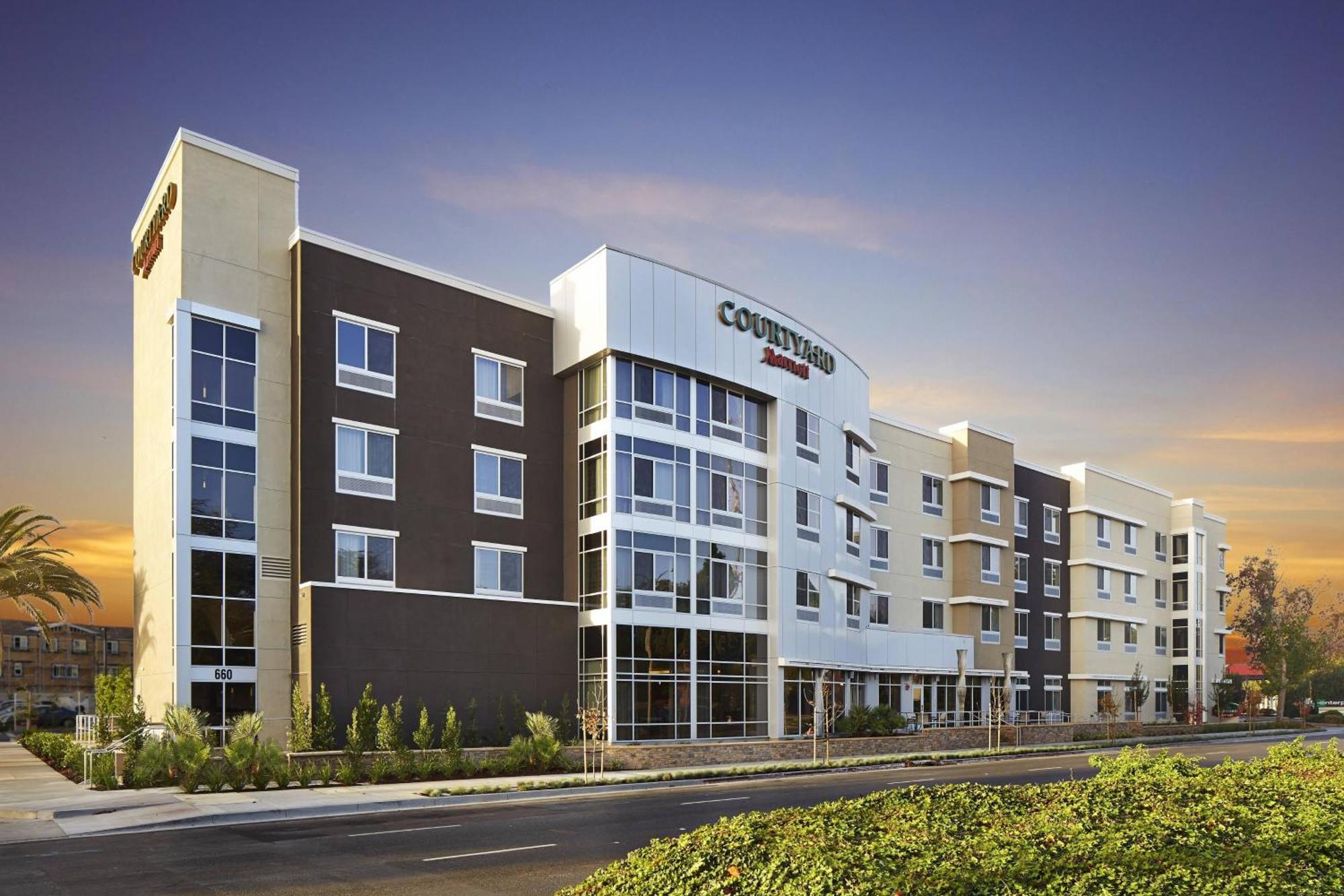 Courtyard By Marriott Sunnyvale Silicon Valley Exterior foto
